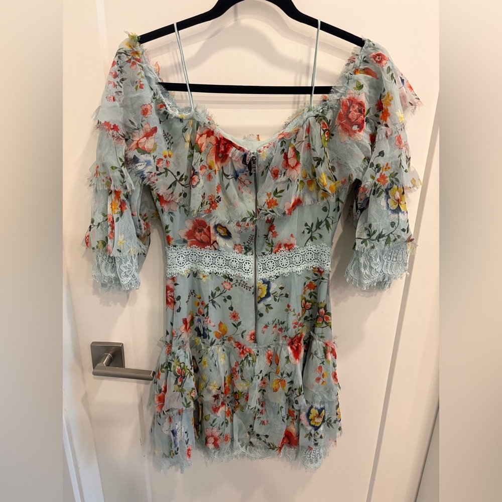 ALICE + OLIVIA SANTOS COLD SHOULDER DRESS - Picture 9 of 11